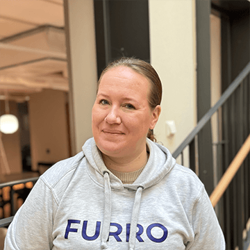 Jenni, Pet Health & Breeder Specialist