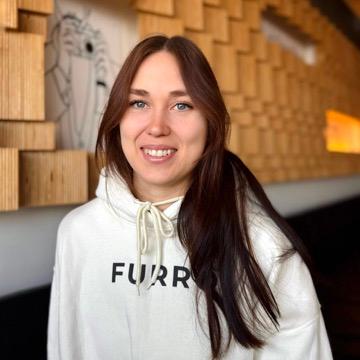 Olivia, Customer support